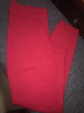 Torrid Red Cropped Pants